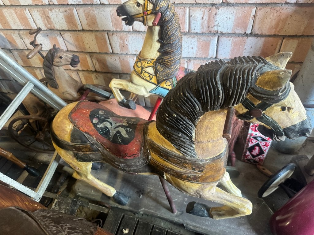 antiek paard op standaard, Ophalen of Verzenden
