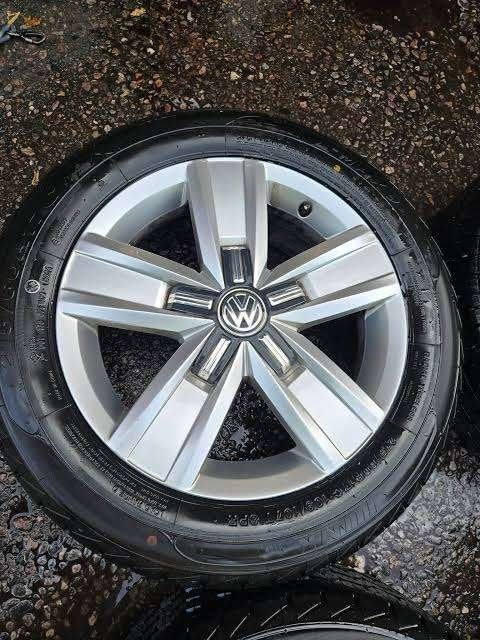 Volkswagen Transporter velgen Devonport + banden Vredestein, Ophalen, Banden en Velgen, 17 inch, Winterbanden