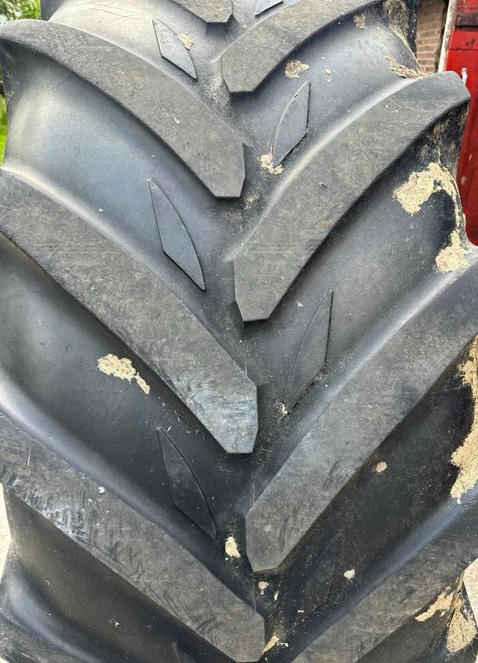 Michelin Xeobib VF600/60 R38 - 2 stuks, Zakelijke goederen, Agrarisch | Onderdelen | Banden, Velgen en Assen, Ophalen
