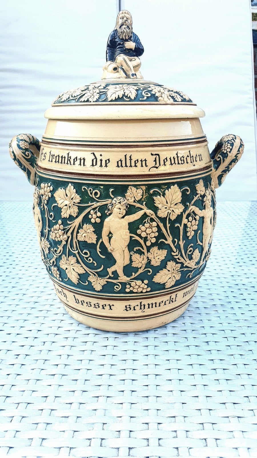 Antieke Duitse Wijnvat Bowle met Druiven en Figuren 30/38 cm, Antiek en Kunst, Ophalen of Verzenden