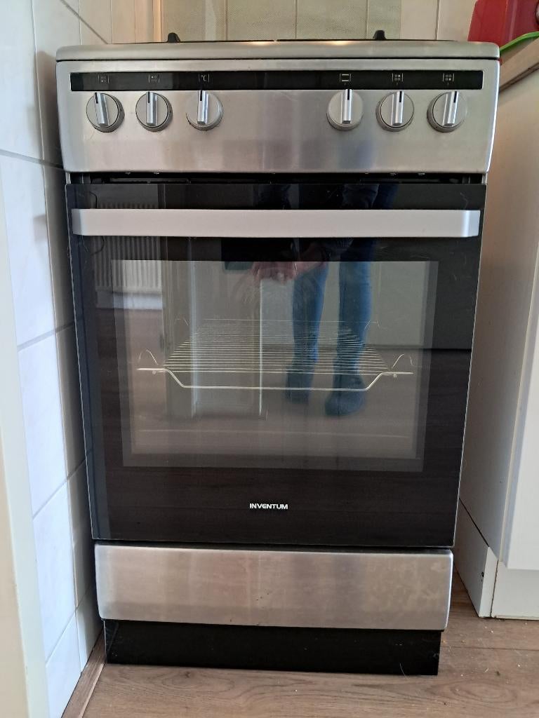 Elektrisch gasfornuis Inventum met afzuigkap, Ophalen, 4 kookzones, Zo goed als nieuw, Vrijstaand