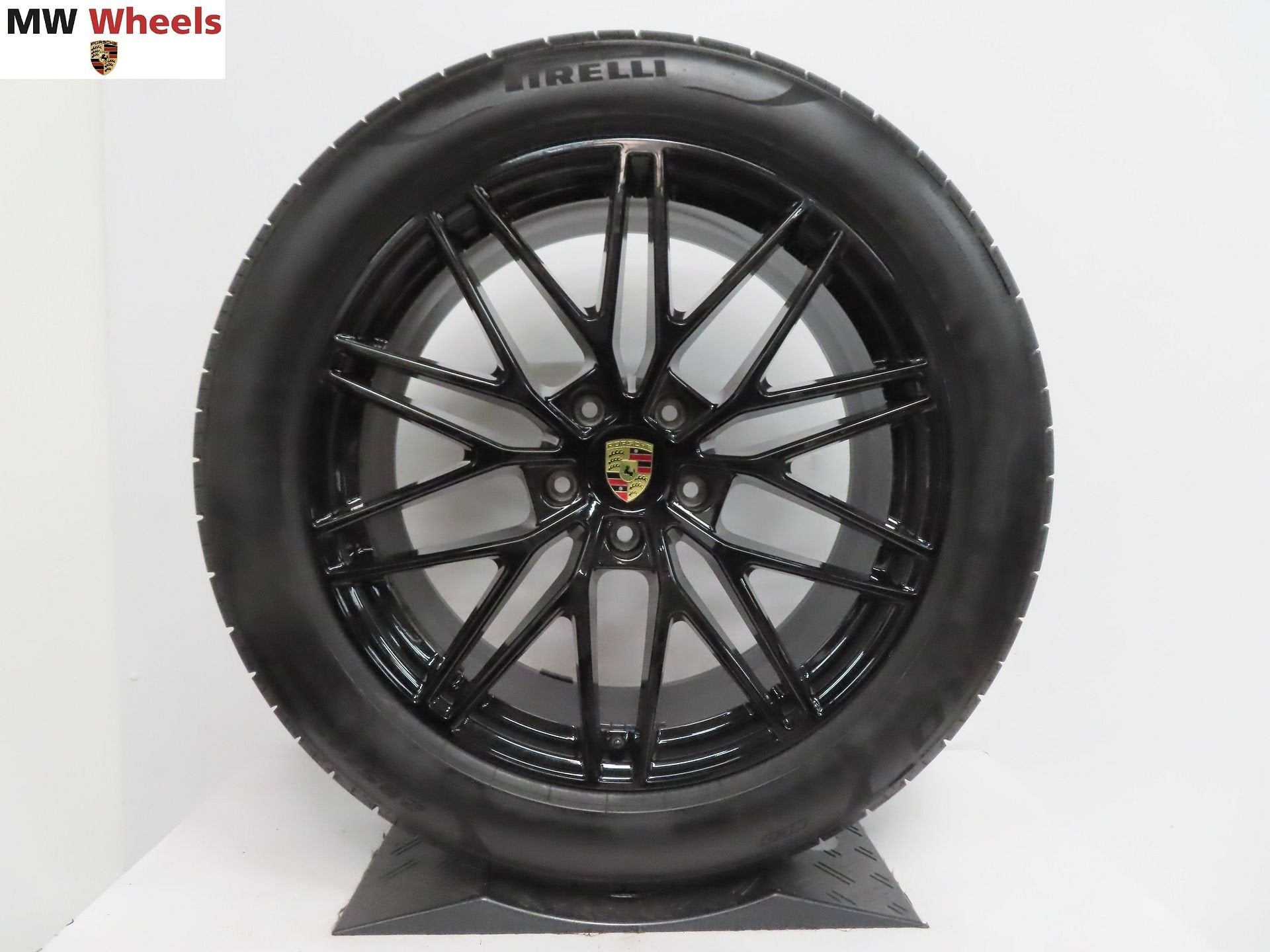 Porsche Cayenne 9Y coupe 2025 21 inch velgen met zomerbanden, Gebruikt, -, 285 mm, -