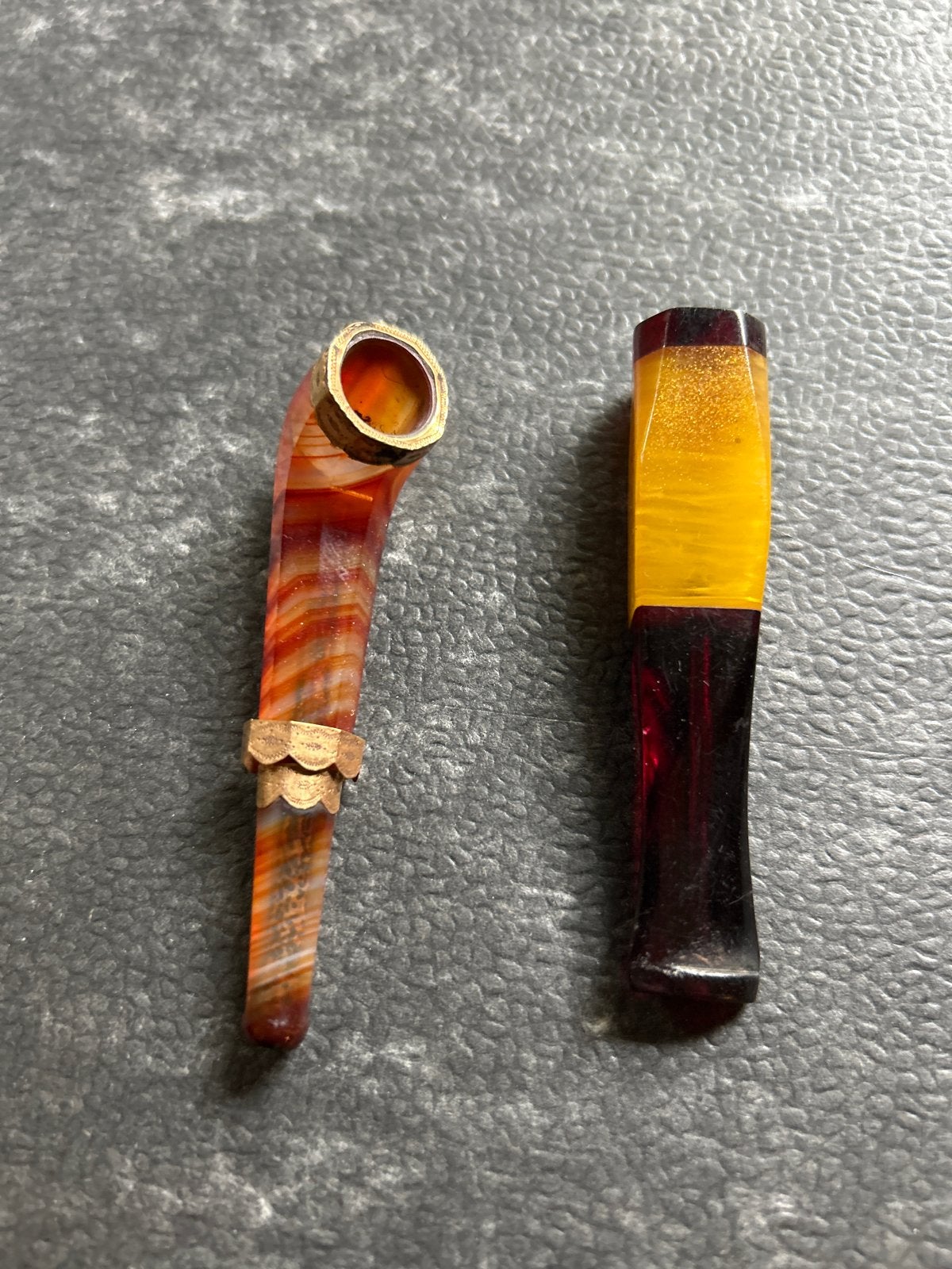 Antieke pijp met amberkleurige details, Verzamelen, Rookartikelen, Aanstekers en Luciferdoosjes, Ophalen of Verzenden, Gebruikt