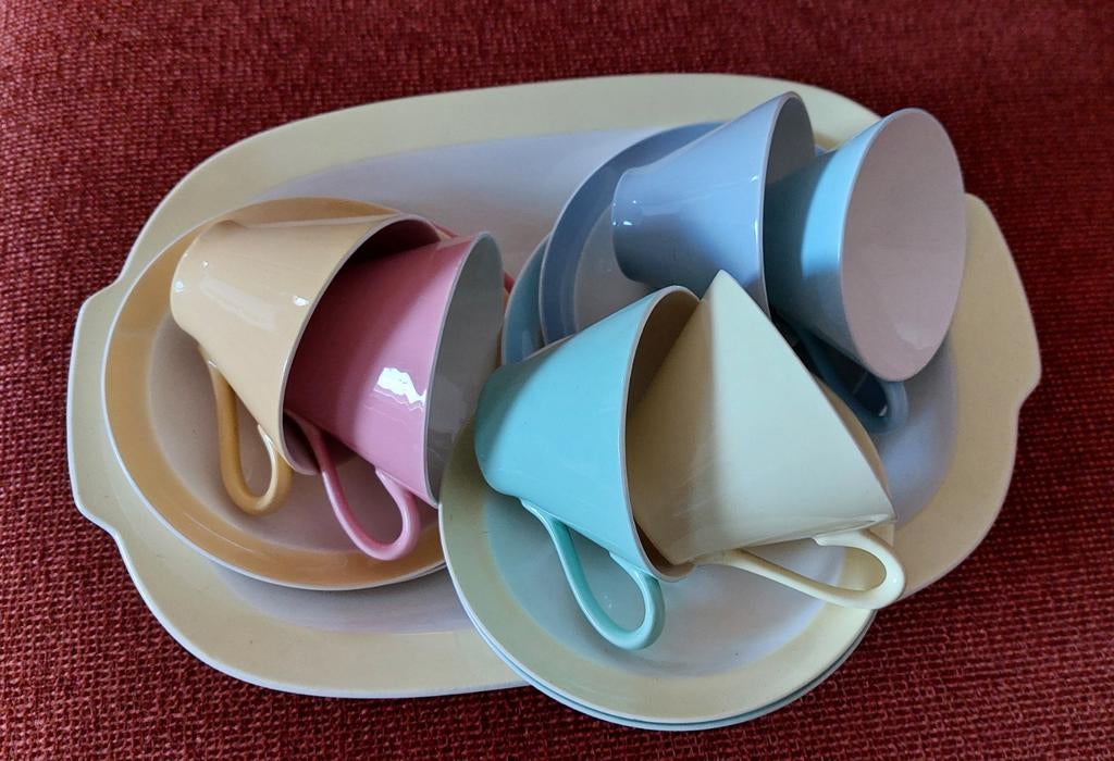 6 Pastel P. Regout kop en schotels, Antiek en Kunst, Ophalen of Verzenden