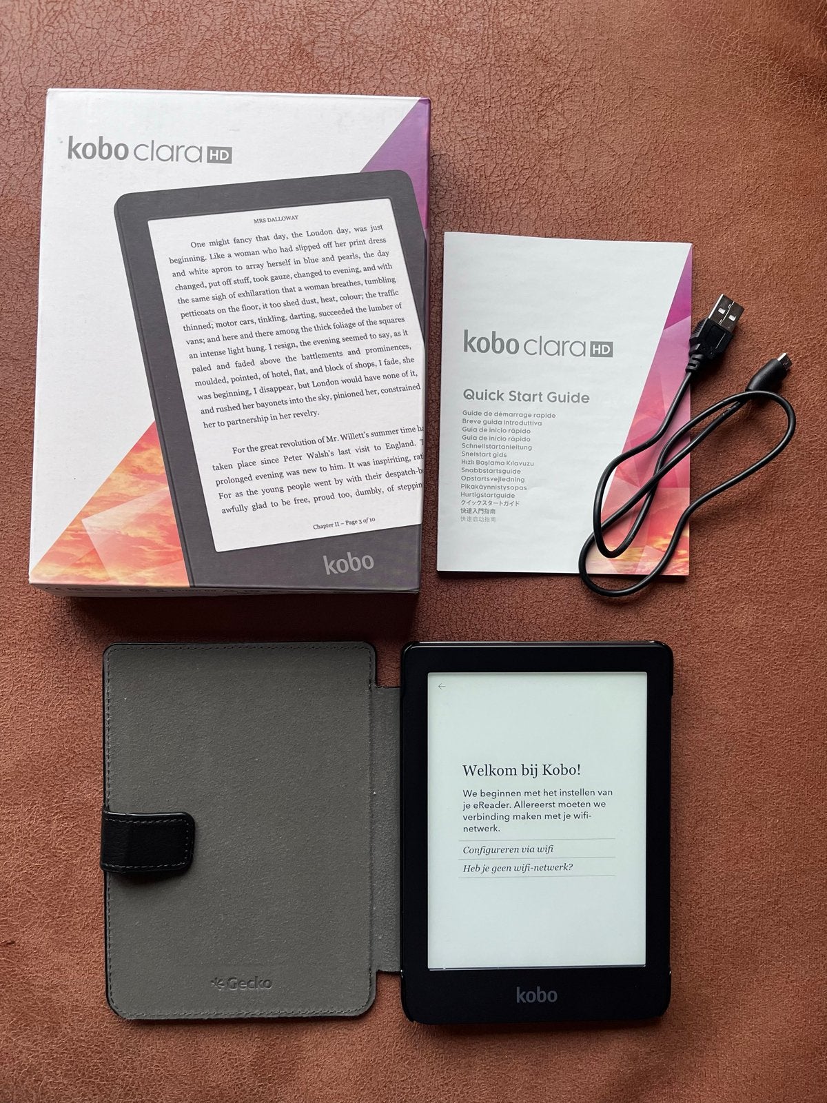 Kobo Clara HD e-reader met hoesje en originele doos, 8 GB, Bluetooth, 6 inch of minder, Ophalen of Verzenden