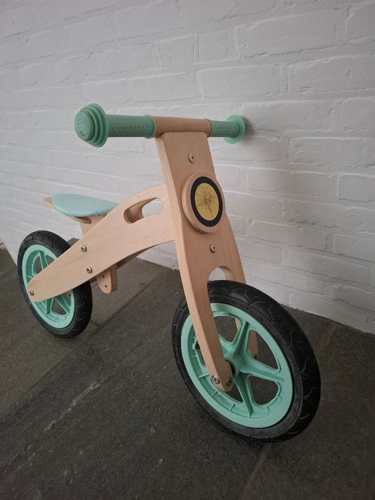 Loopfiets, Kinderen en Baby's, Speelgoed | Buiten | Voertuigen en Loopfietsen, Ophalen of Verzenden, Gebruikt, Loopfiets