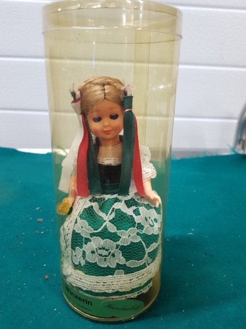 Pop vintage winzerin, Ophalen of Verzenden, 'T Olde Gre-j, Info@toldegrej.nl, Endepoelstraat 20f Didam
