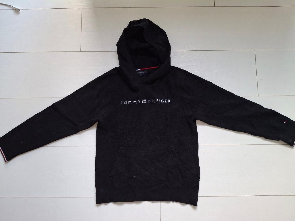 Tommy Hilfiger hoodie trui maat 152 met capuchon 7,50, Kinderen en Baby's, Kinderkleding | Maat 152, Gebruikt, Trui of Vest, Ophalen of Verzenden