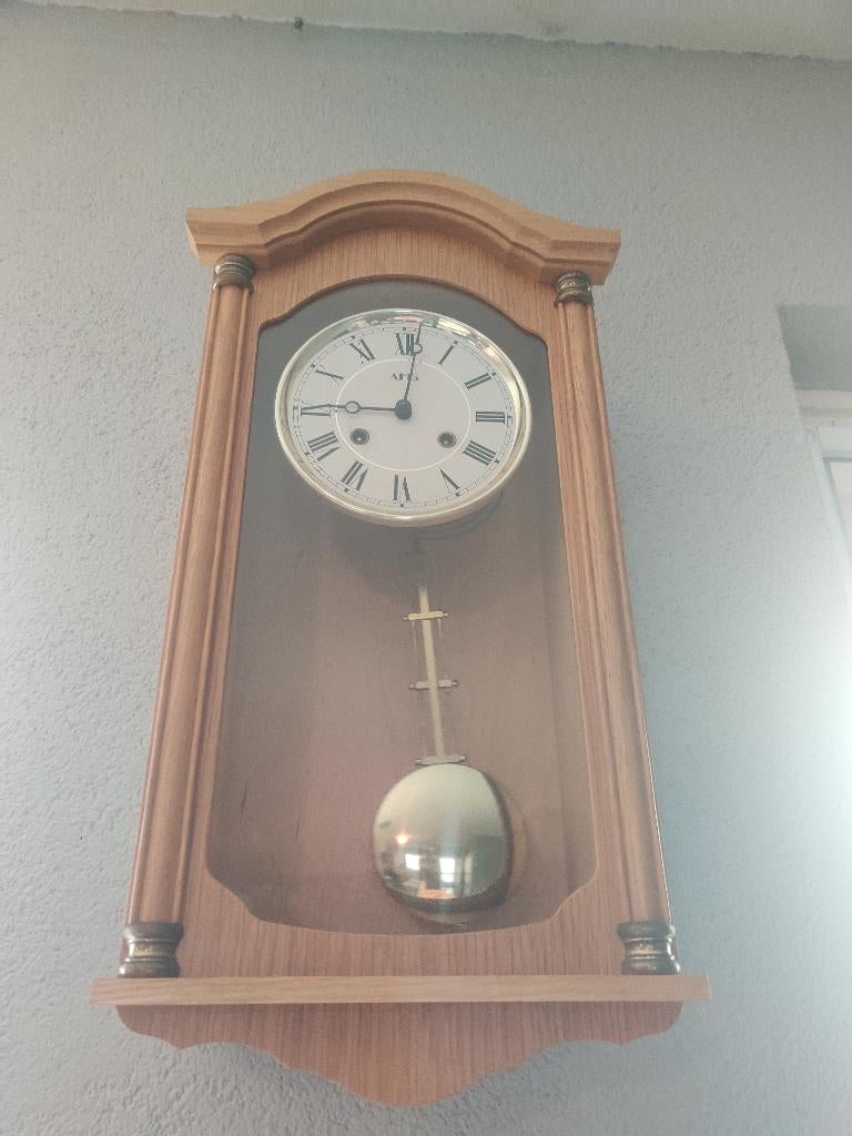 3xAMS slinger wandklok blank eiken en Nufa kalenderklok, Ophalen