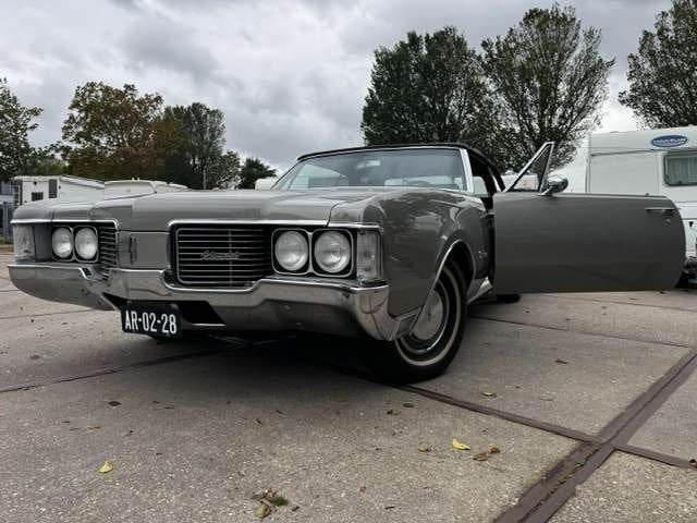 Oldsmobile Delmont 88 in nieuwstaat, Auto's, Automaat, Zwart, Cabriolet, Bedrijf