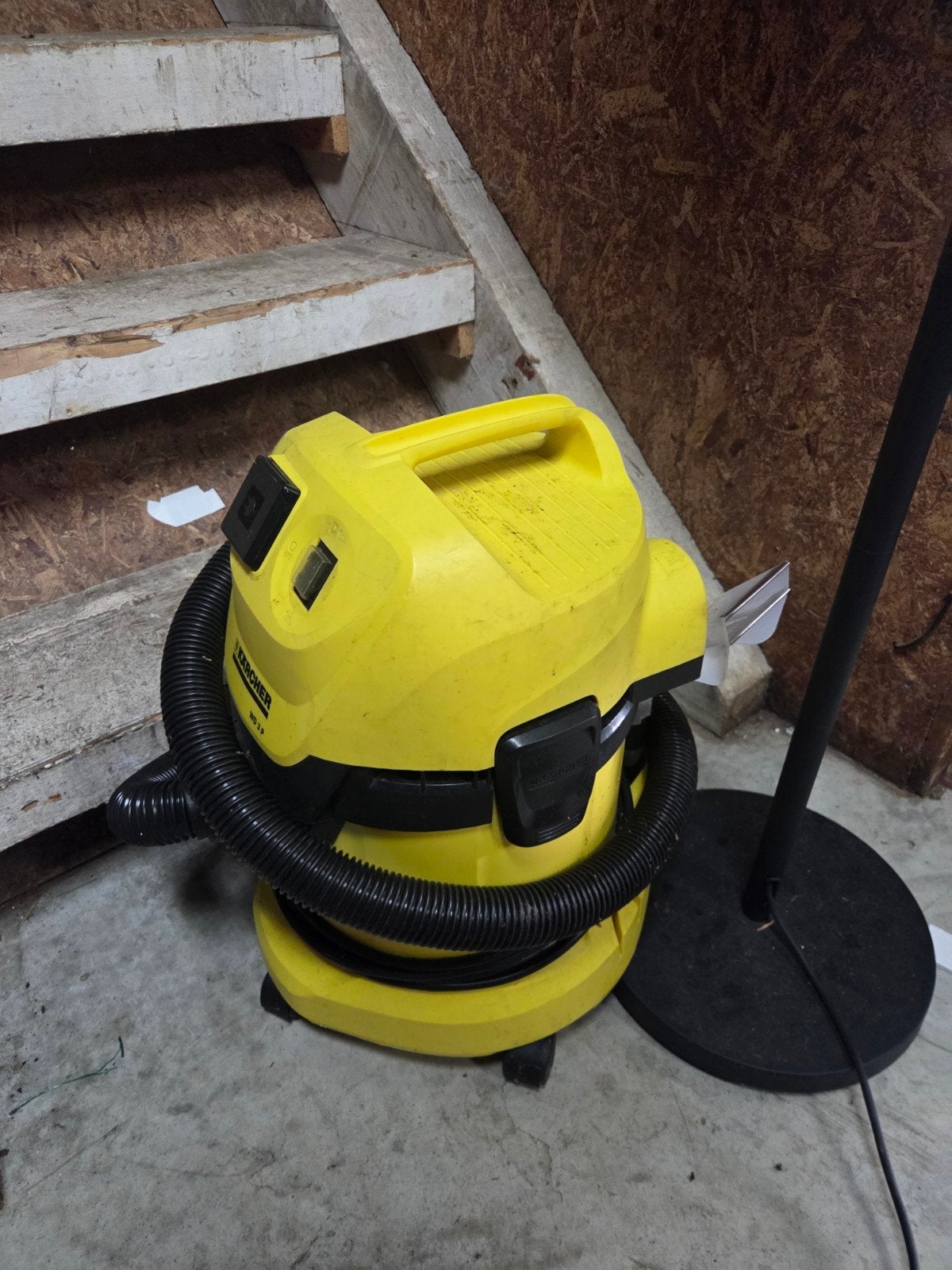 Kärcher WD 3 P Nat- en Droogzuiger - Krachtig en Veelzijdig, Witgoed en Apparatuur, Stofzuigers, Ophalen, Inclusief accessoires