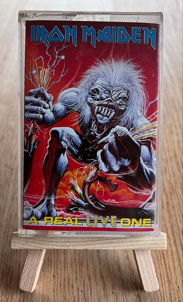 Iron Maiden - A Real Live One Cassette, Cd's en Dvd's, Cassettebandjes, 1 bandje, Ophalen of Verzenden, Zo goed als nieuw, Origineel
