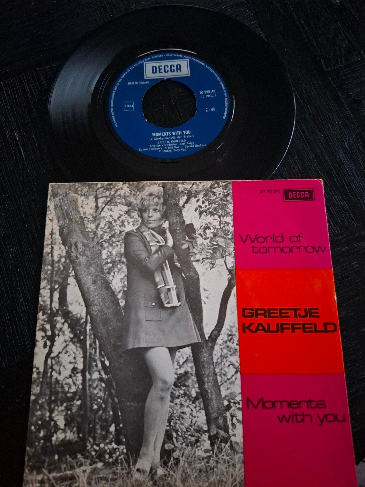 GREETJE KAUFFELD - Moments With You / World Of Tomorrow, Gebruikt, Originele persing, 7 inch, Ophalen of Verzenden