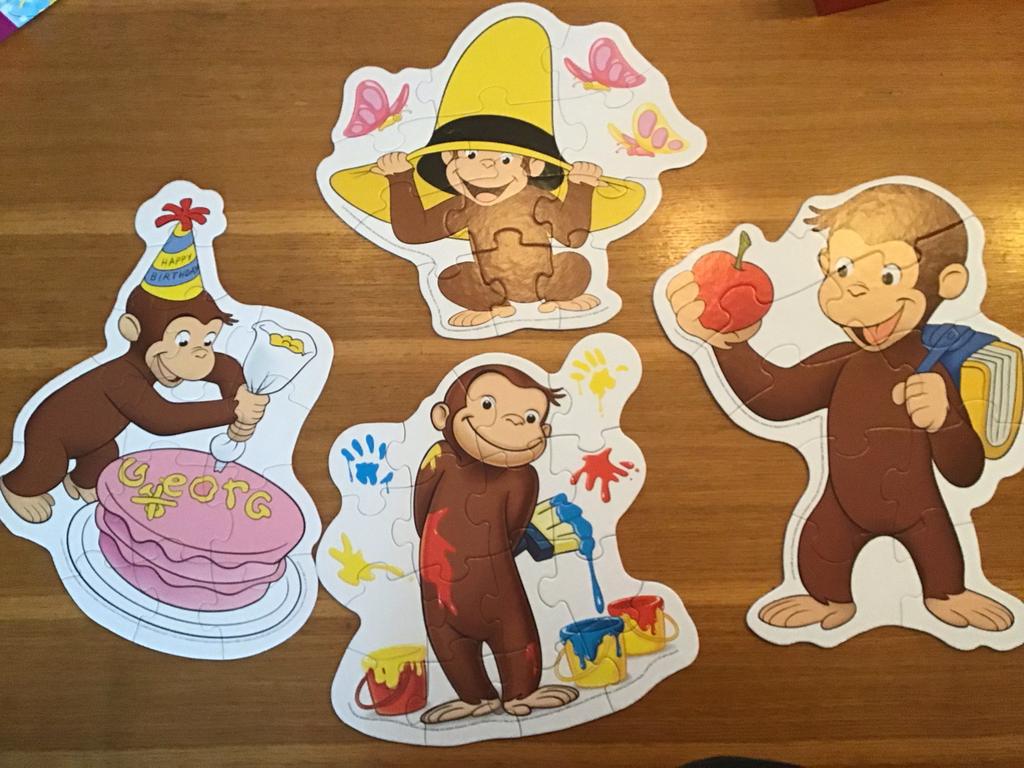 Curious Georje Puzzels - 4 Vormpuzzels van Jumbo, Ophalen of Verzenden, 10 tot 50 stukjes, Zo goed als nieuw, 2 tot 4 jaar