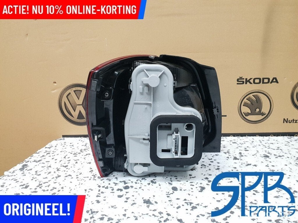 Achterlicht rechts POLO 6R 2009-2014 ACHTER TDI TSI GTI GT, Gebruikt, VOLKSWAGEN, Volkswagen, Ophalen of Verzenden