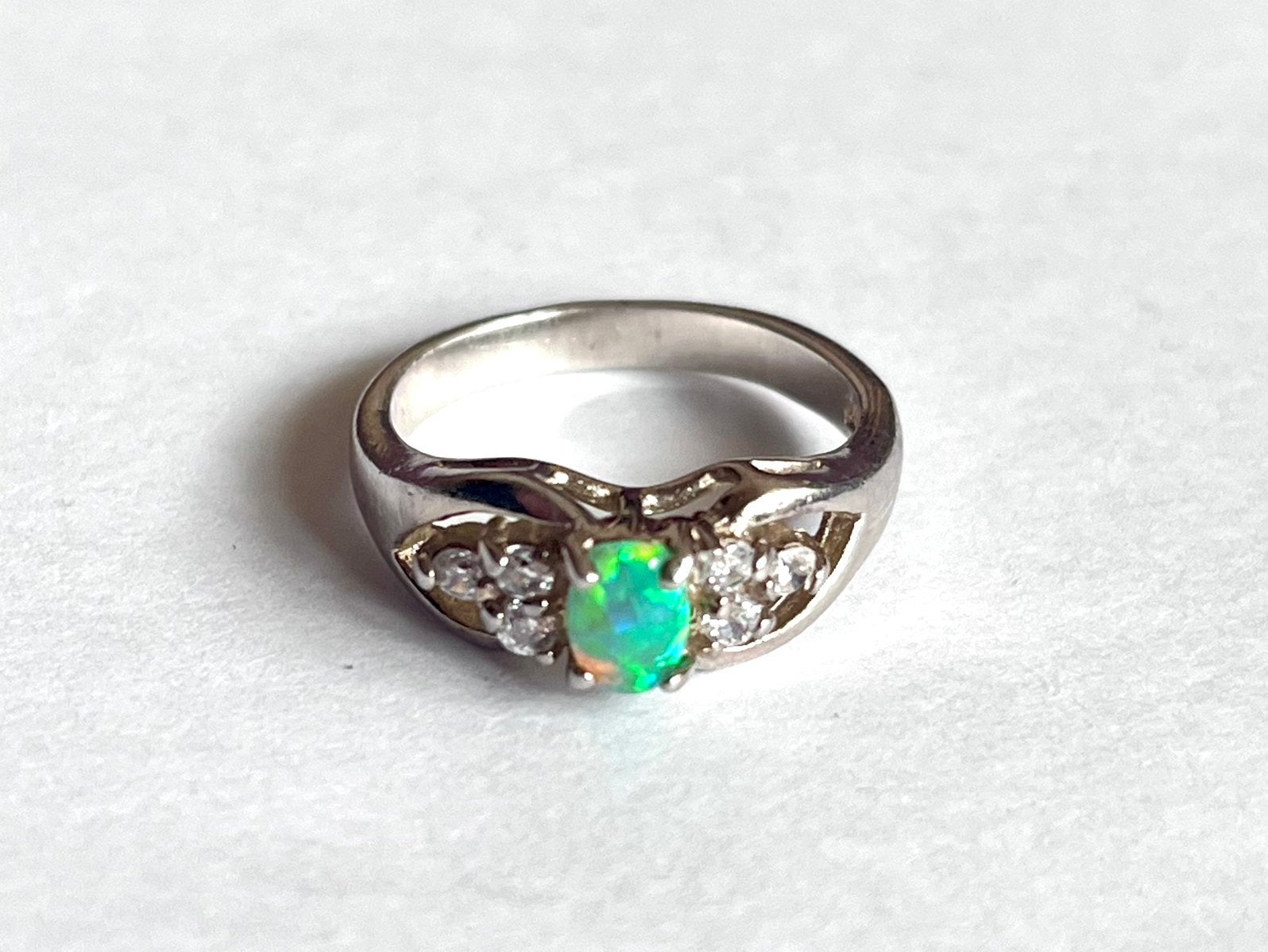 Ring vintage zilver Australische opaal, Sieraden, Tassen en Uiterlijk, Verzenden, Zilver, Ring, Met edelsteen