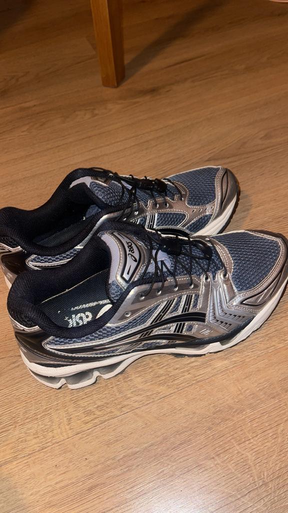 Asics Kayano 14, Sport en Fitness, Loopsport en Atletiek, Ophalen of Verzenden, Zo goed als nieuw, Hardloopschoenen, Asics