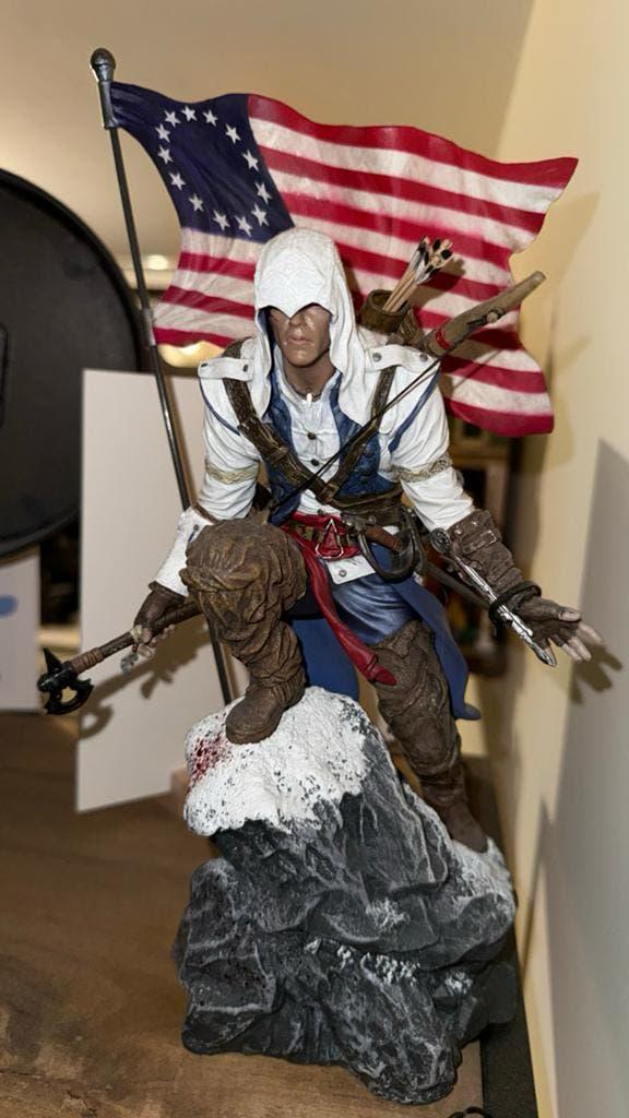 Assassin's Creed III Connor Kenway beeldje figurine, Ophalen of Verzenden, Zo goed als nieuw