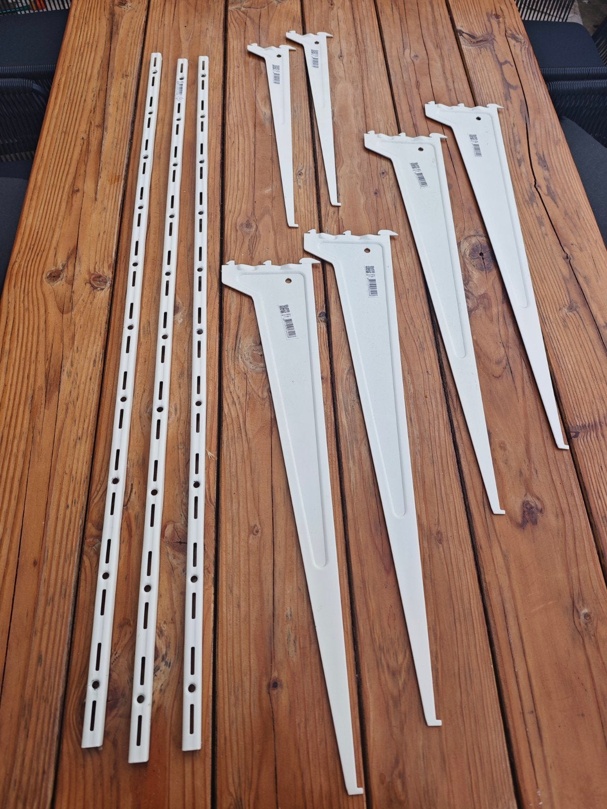 Witte plankdragers en rails (3x rails, 6x dragers), Ophalen