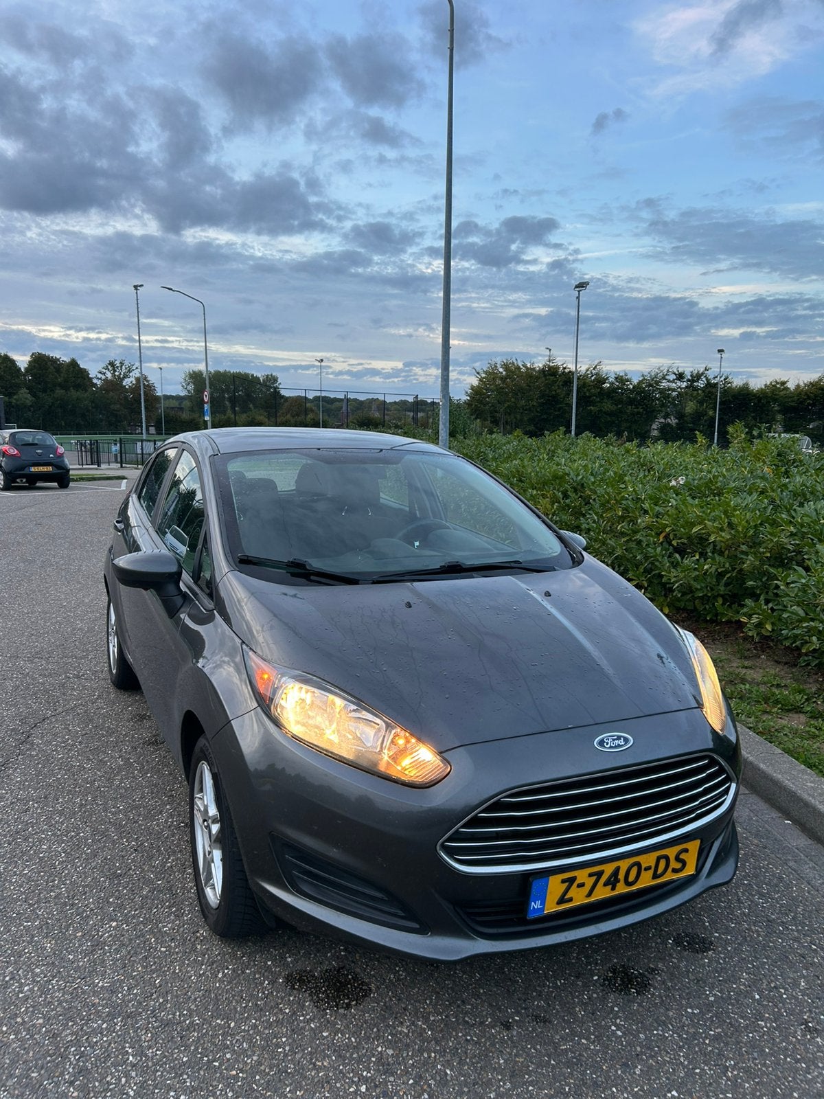 FORD FIESTA 1.6 SE 2019 - START & RIJDT. MOTORPROBLEEM. E/H, Motoren, Ophalen