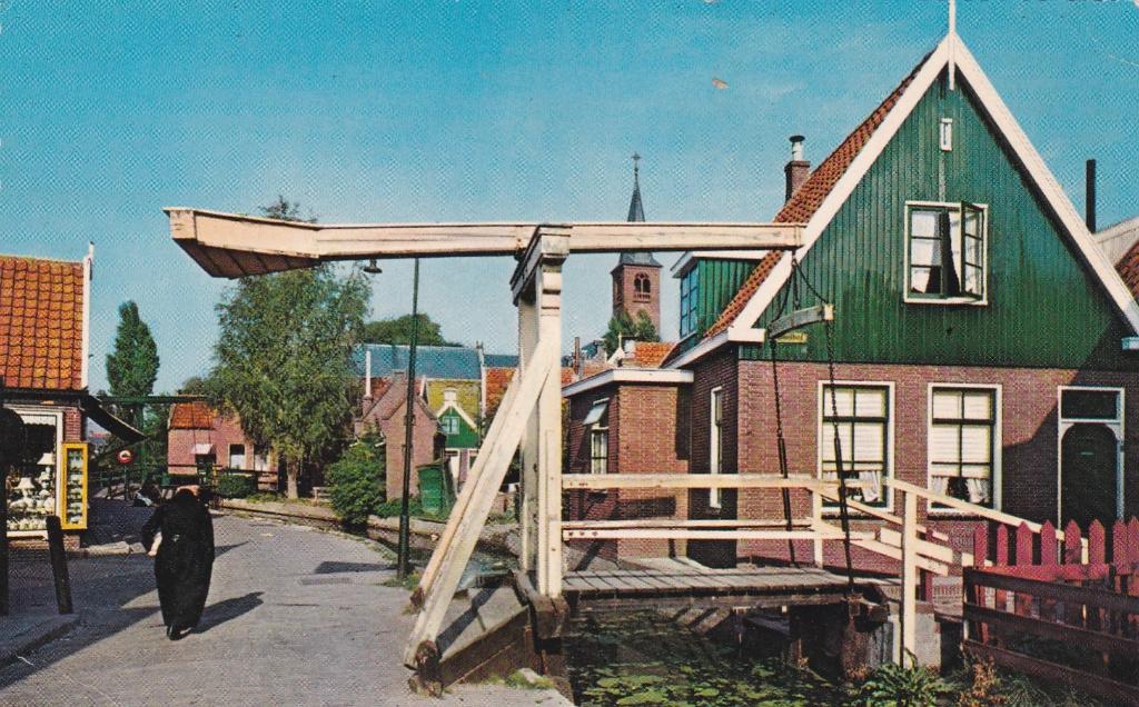 18067 Volendam ongelopen  Noord-Holland, Ophalen of Verzenden, 1940 tot 1960, Ongelopen, Noord-Holland