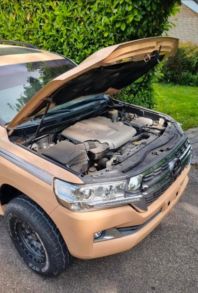 Foto 17 van Toyota Landcruiser V8 Petrol 4.7L unieke Youngtimer