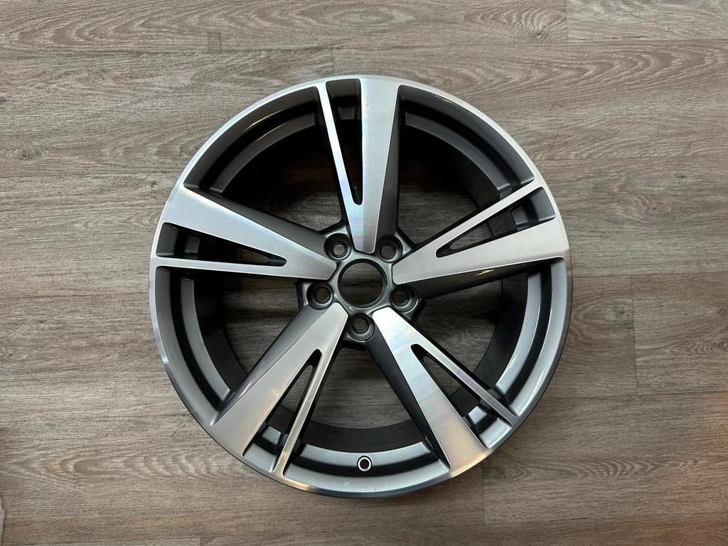 Audi A3 S3 RS3 8V0601025EK Blade Audi Sport 1x Losse Velg, Auto-onderdelen, Banden en Velgen, 19 inch, Gebruikt, Velg(en), Ophalen of Verzenden