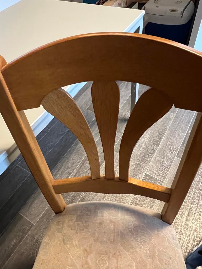 2 Lichte Eiken Stoelen met Bekleding, Huis en Inrichting, Stoelen, Ophalen, Gebruikt, Twee, Bruin