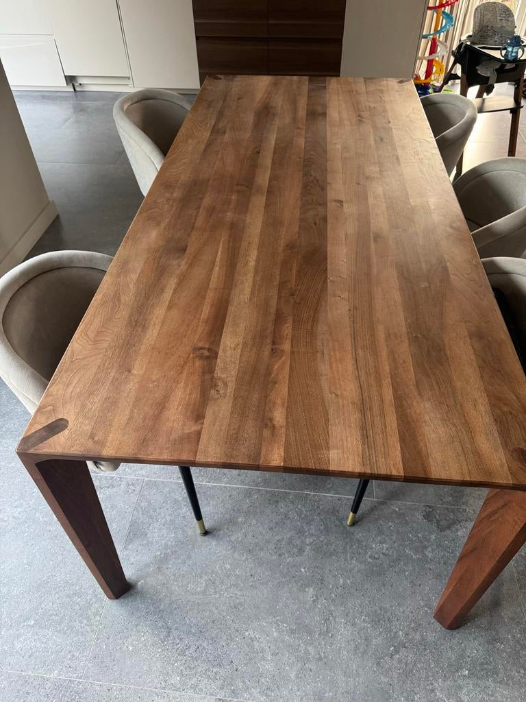 Prachtige massief houten eettafel van Van Til, Huis en Inrichting, Tafels | Salontafels, Ophalen of Verzenden, Rechthoekig, 200 cm of meer