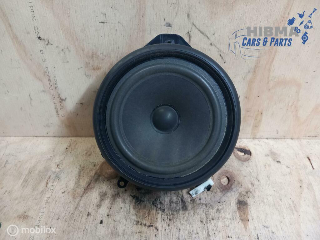 Audi A4 Avant B7 Luidsspreker Voor / Achter 8E0035411 04-11, Ophalen of Verzenden, Gebruikt