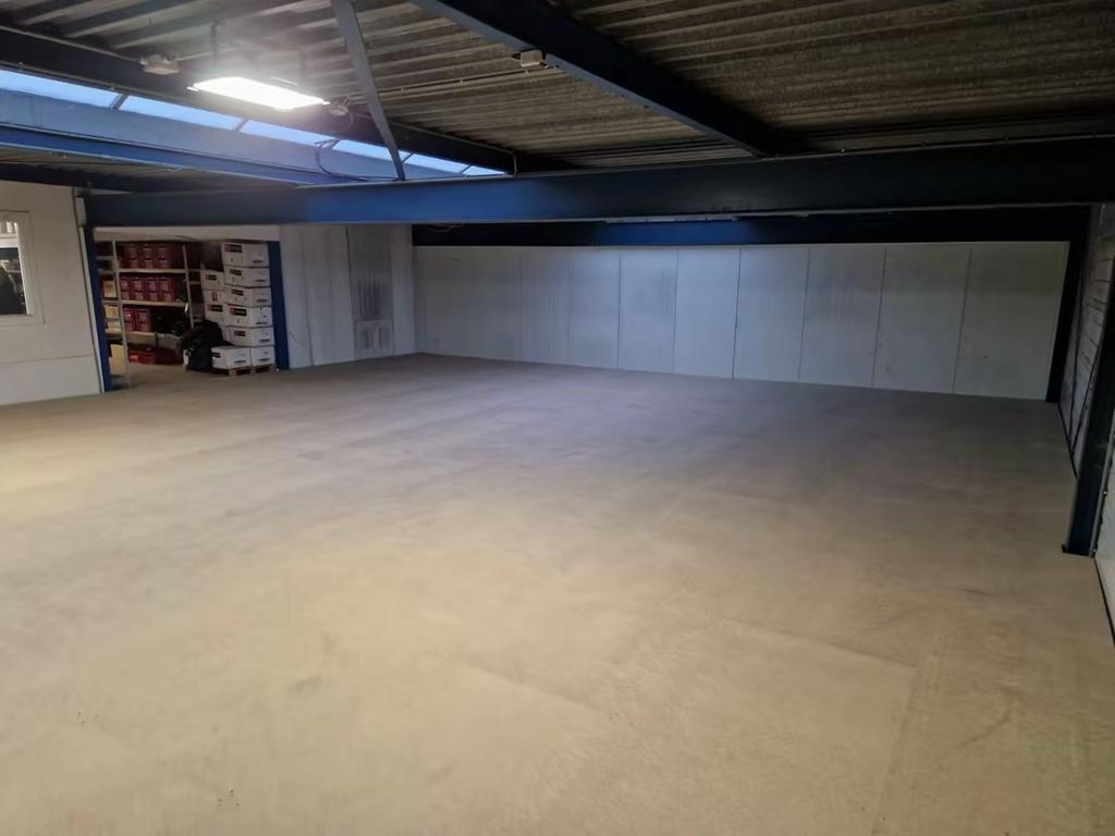 Nieuwe entresolvloer 10x20 200m2, Ophalen