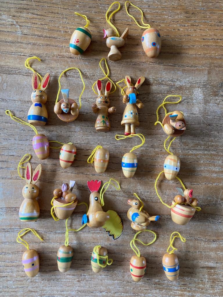 23x Paashangers houten pasen hout hanger paasdecoratie, Ophalen of Verzenden, Zo goed als nieuw