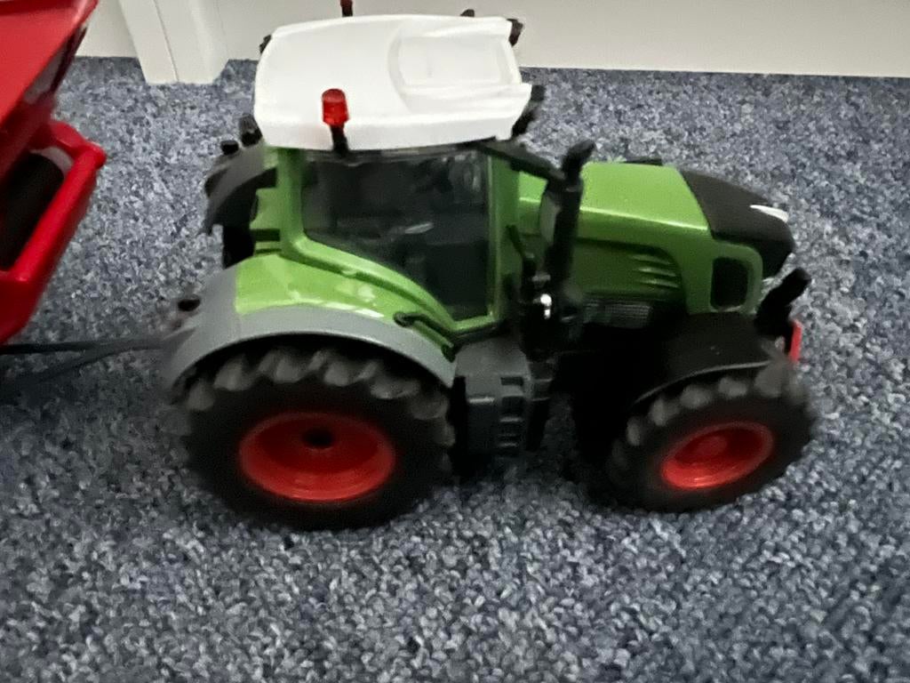 Siku RC Fendt 939 tractor met bandtransporteur, Hobby en Vrije tijd, Modelauto's | 1:32, Ophalen of Verzenden, Zo goed als nieuw
