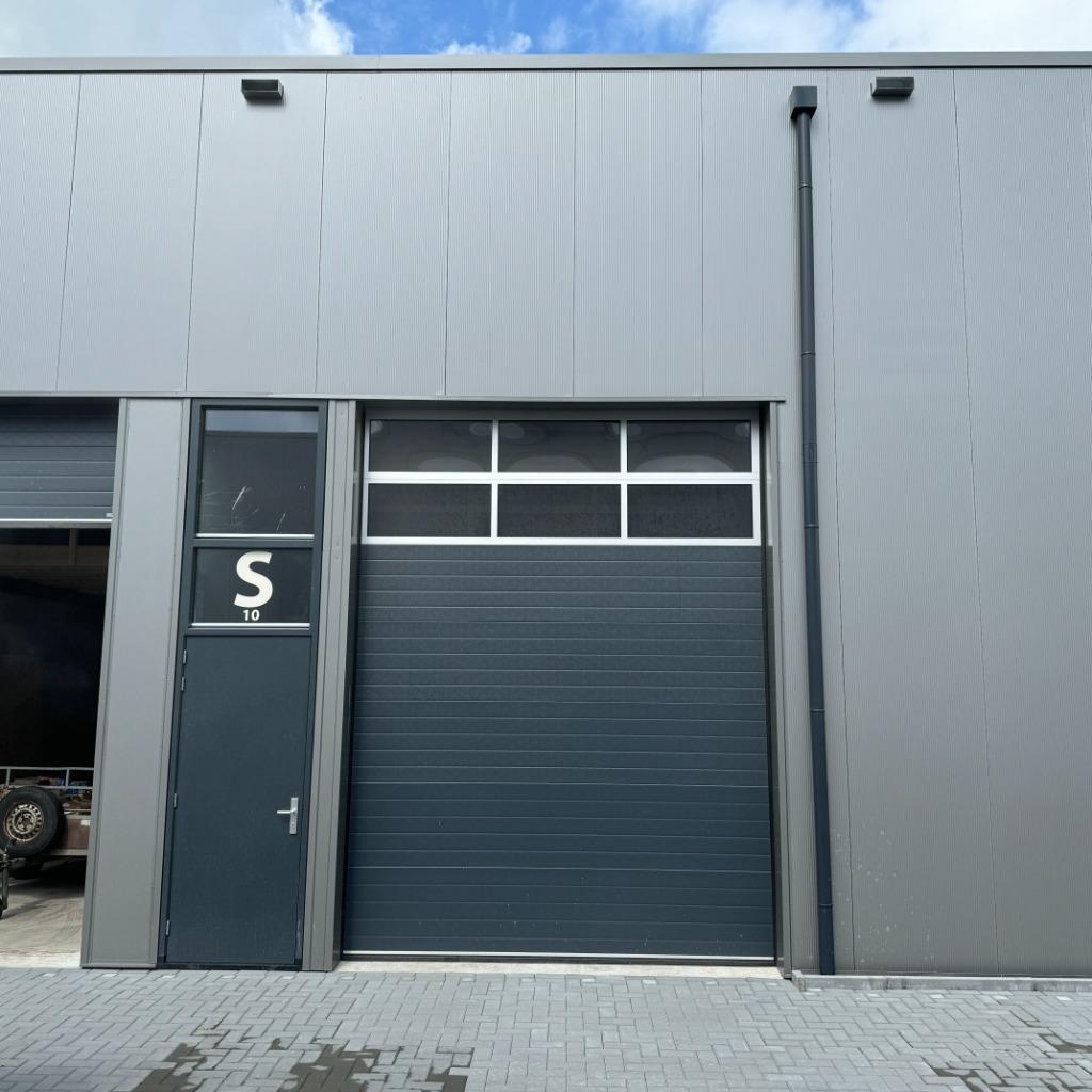 Te huur bedrijfsunit, bedrijfsruimte, stalling te Sneek, Zakelijke goederen, 123 m², Huur, Bedrijfsruimte