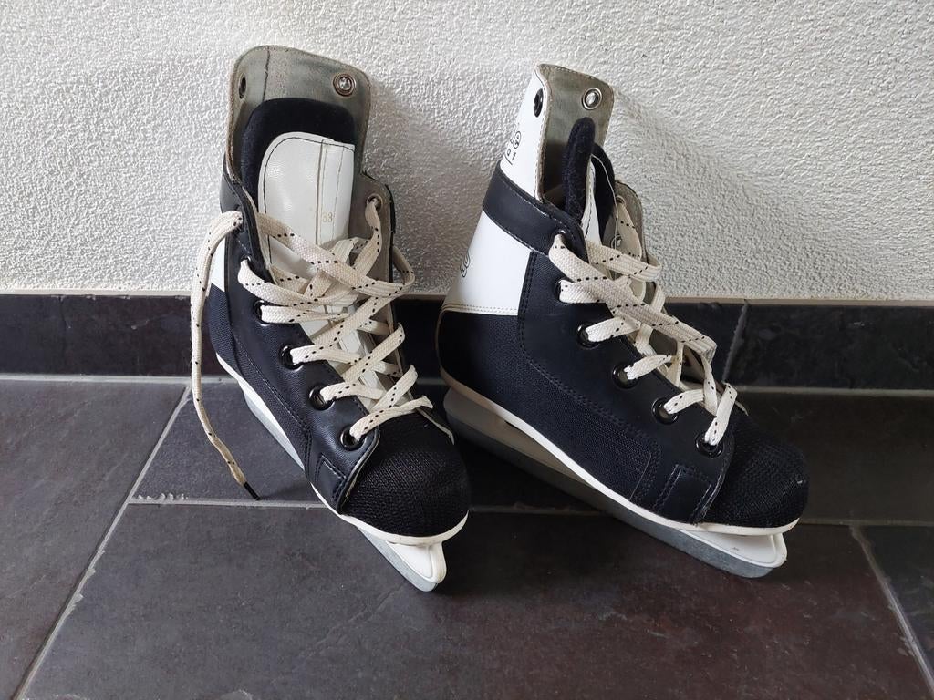 Supernette schaatsen maple leaf maat 33, Sport en Fitness, Schaatsen, Ophalen of Verzenden, Zo goed als nieuw, IJshockeyschaatsen
