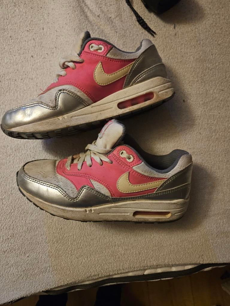 Nike Air Max - Maat 38.5, Ophalen of Verzenden, Gedragen, Overige kleuren