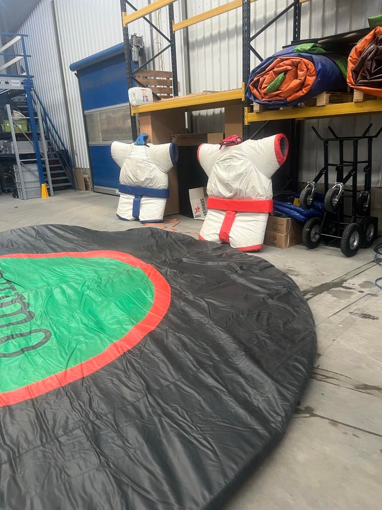 Sumo Worstelen Volwassenen Huren - Compleet met Mat en Helme, Ophalen of Verzenden, Zo goed als nieuw, Feestartikel, Verjaardag