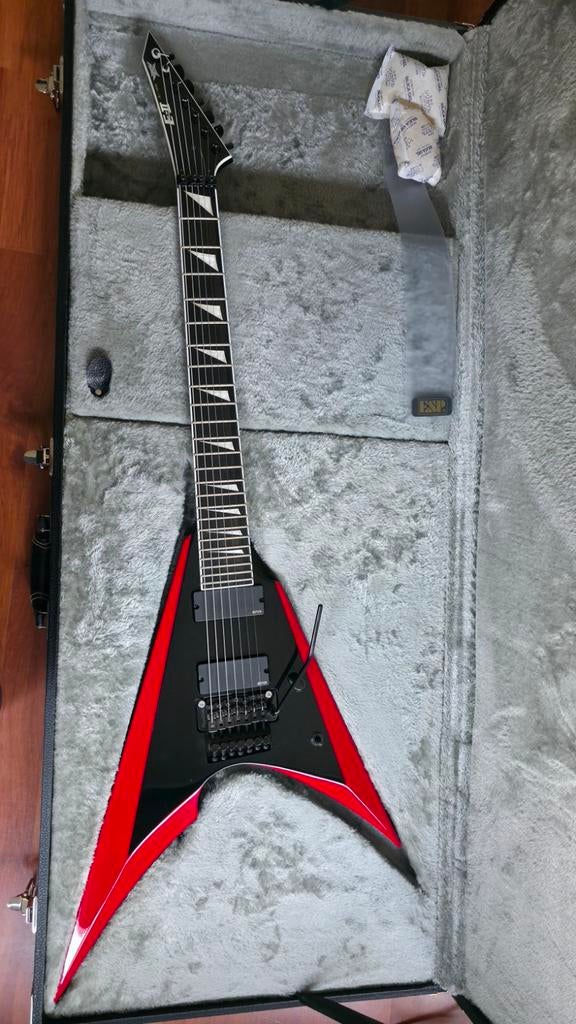 ESP E-II Arrow-7 Babymetal Limited Edition. Moet snel weg!!, Ophalen of Verzenden, Zo goed als nieuw, Solid body, Overige merken