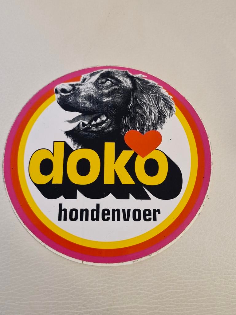 G 112 Sticker  DOKO Hondenvoer, Ophalen of Verzenden, Zo goed als nieuw