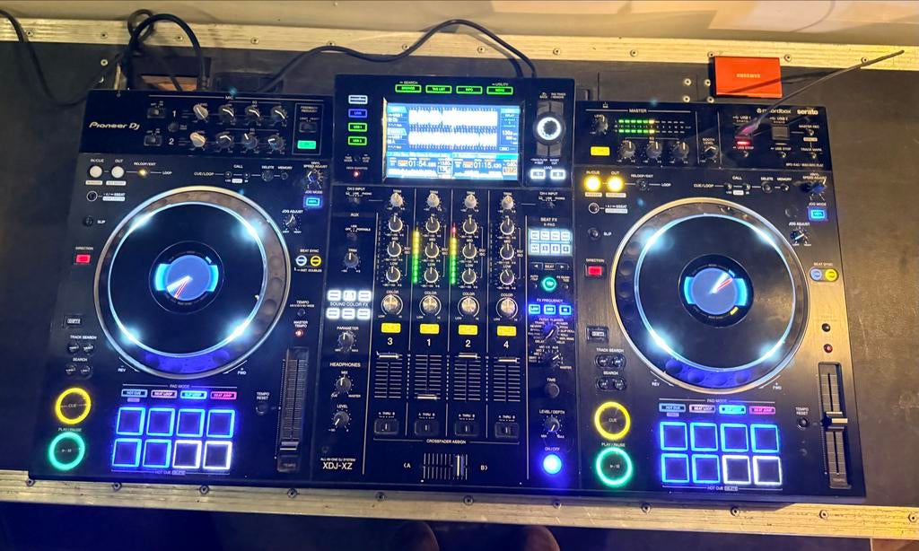 Pioneer XDJ-XZ DJ Controller in nette staat plus decksaver, Ophalen, Zo goed als nieuw, Dj-set, Pioneer