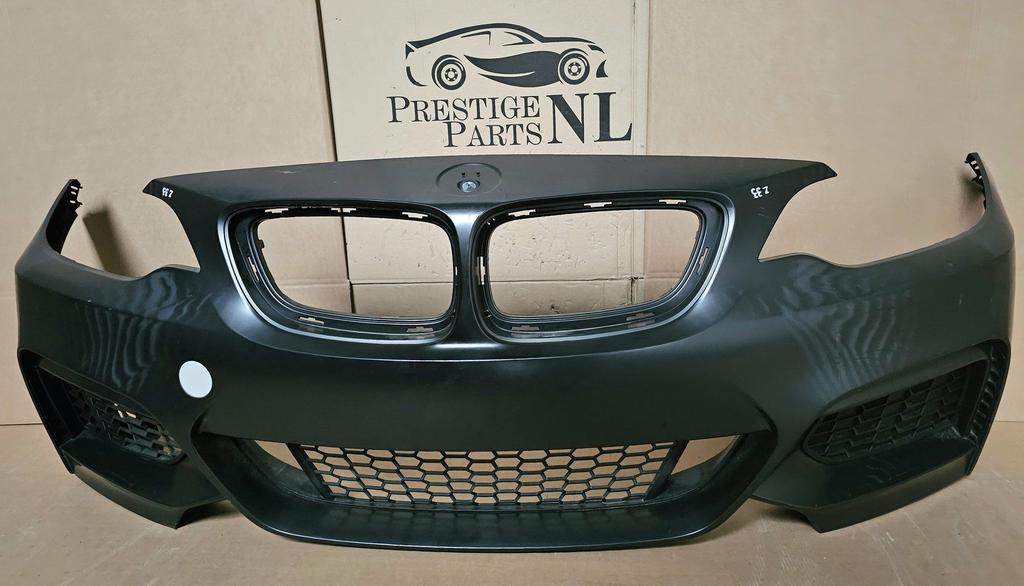 Voorbumper BMW 2 Serie F22 F23 M PAKKET M235i 51118055299, Gebruikt, -, Voor, -