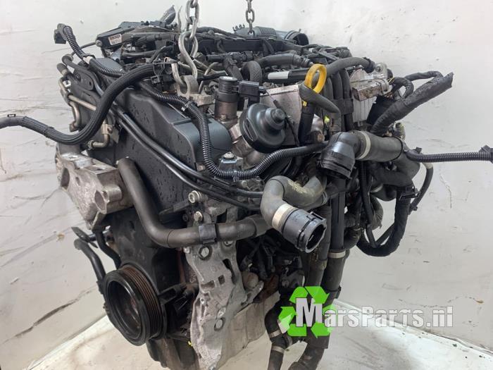 Motor van een Volkswagen Caddy