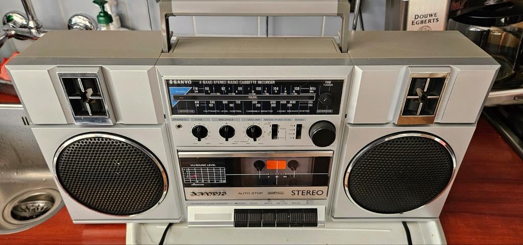 Vintage Boombox Sanyo M9811LU Radio Recorder Cassette Player, Ophalen of Verzenden