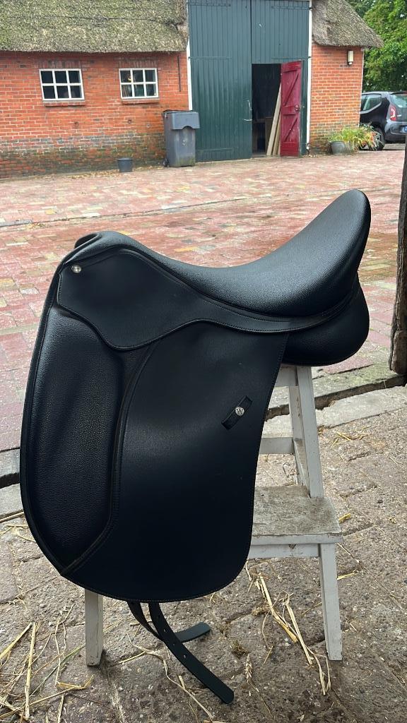 Wintec zadel, Dieren en Toebehoren, Ophalen of Verzenden, Zo goed als nieuw, Dressuur