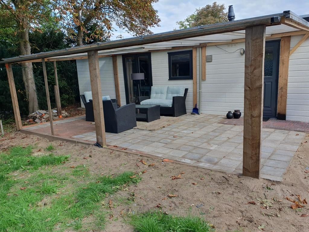 Mantelzorg chalet te koop veranda cv airco geisoleerde bodem
