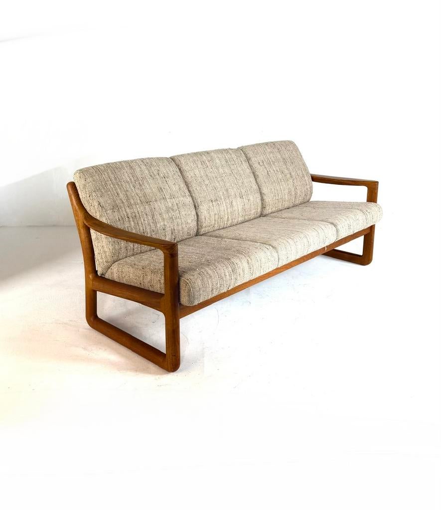 Vintage Deense 3-zits bank, CFC Silkeborg ‘90, Vintage retro buisframe design rotan webbing papercord deens, 150 tot 200 cm, Driepersoons
