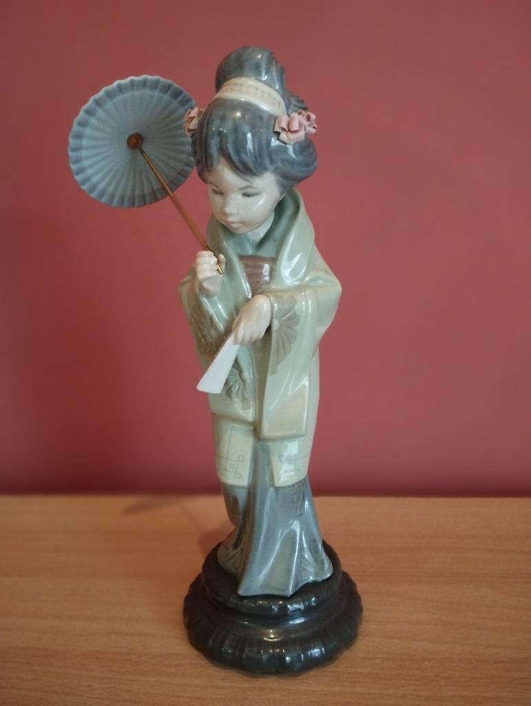 Lladro Orientaalse lente, Ophalen of Verzenden, Zo goed als nieuw, Mens