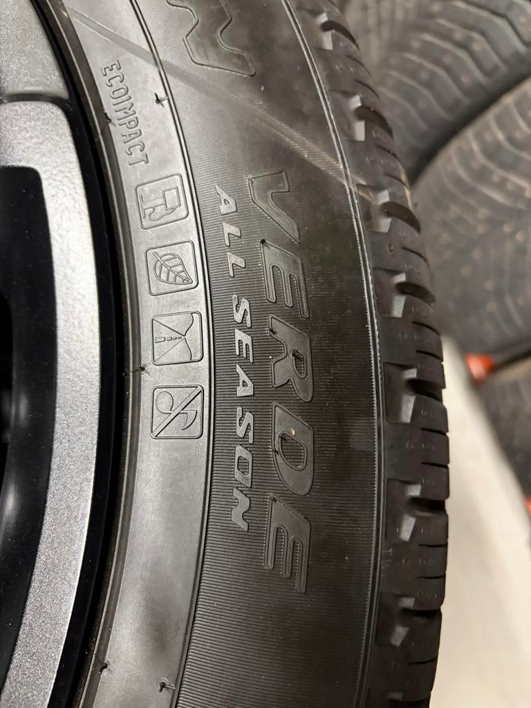 Foto 5 van Nieuwe 22 inch Dodge Ram 2025 Wielen met Pirelli All Season