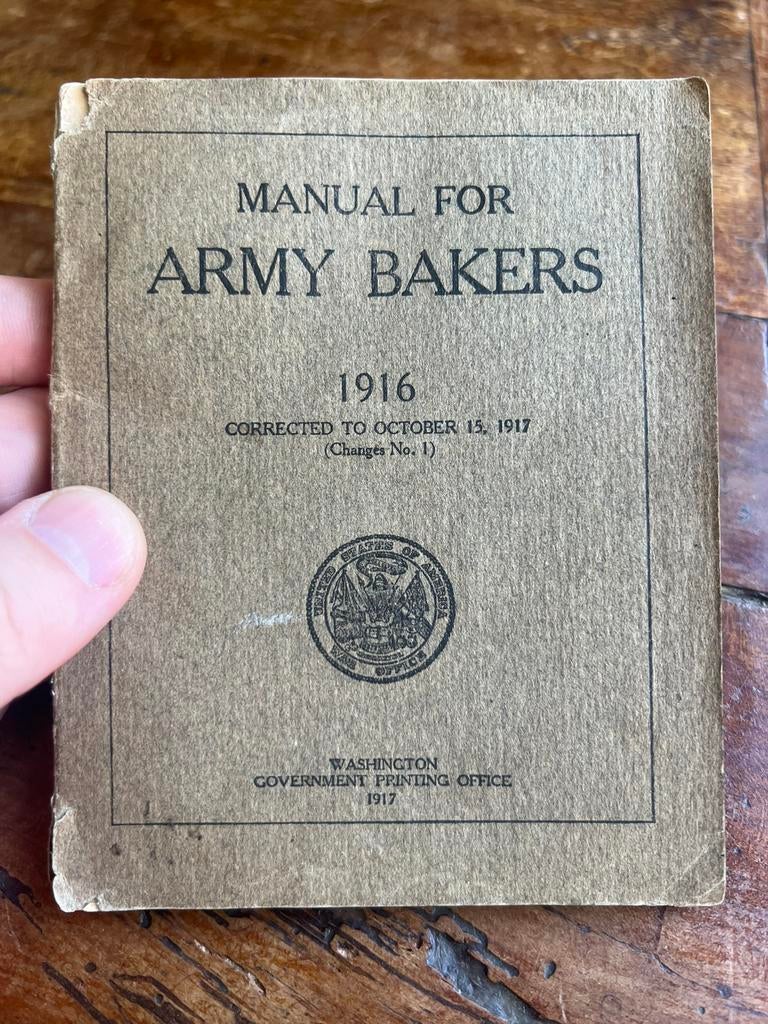 WO1 Amerikaans Veldkok handboek 1917 veel foto's veldkeuken, Amerika, Ophalen of Verzenden