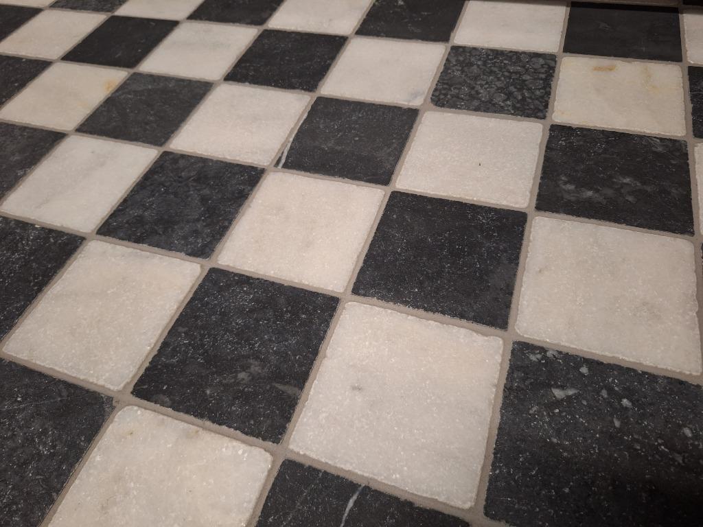 wand en vloertegels zwart wit marmer 10x10 cm getrommeld *, Doe-het-zelf en Verbouw, Tegels, Ophalen, Nieuw, 20 tot 40 cm, 10 m² of meer
